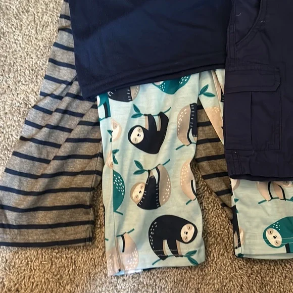 So cute! Carter’s full boys pj set! - Picture 2 of 7